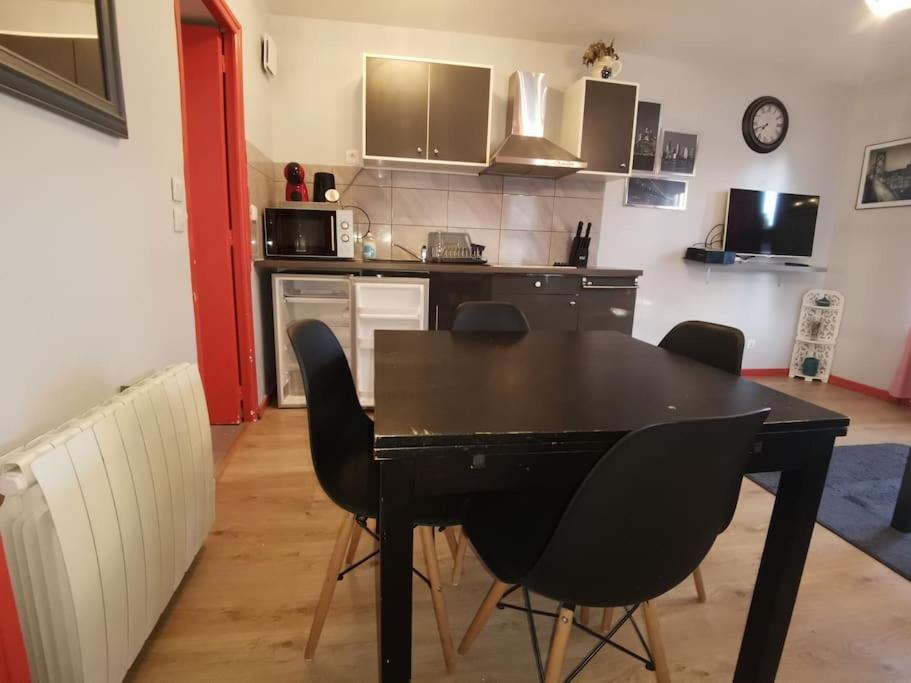 Appartamento N1 F2 40M2 Avec Petit Jardin Hérouville-Saint-Clair Esterno foto